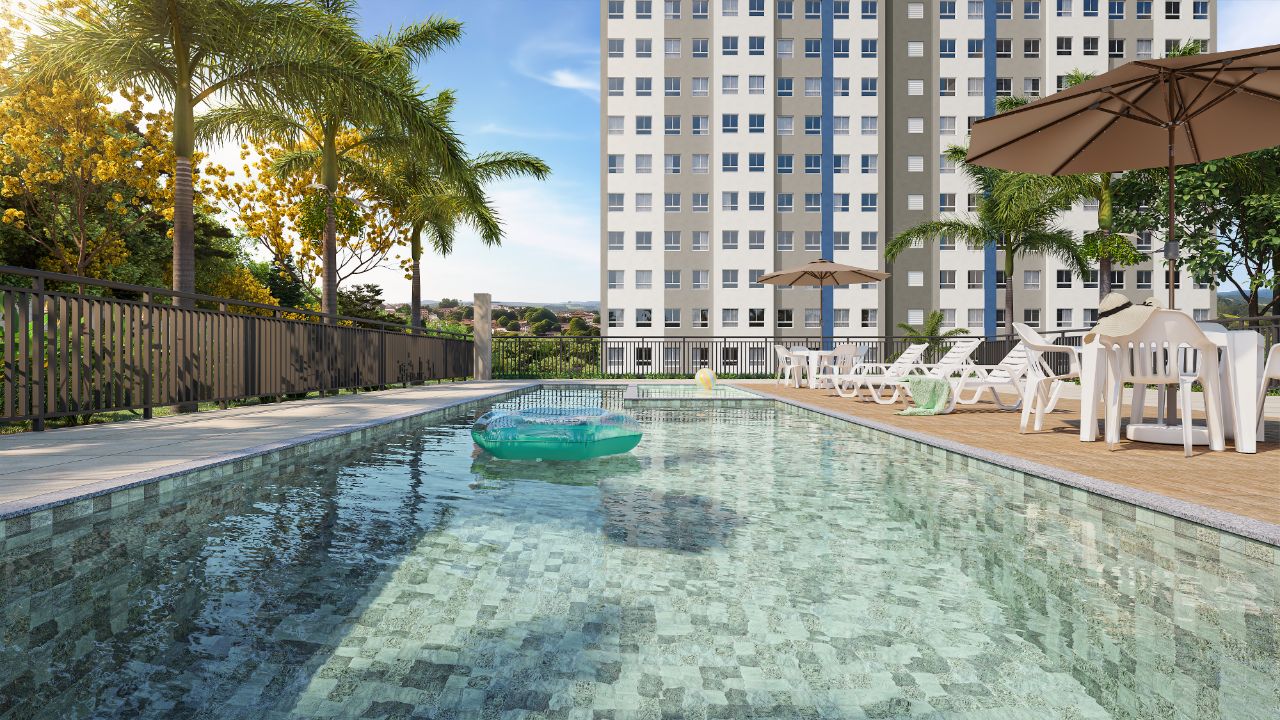 Piscina adulto e infantil com espreguiçadeiras ao lado das torres